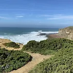 Appartement Presente Haven Walk To Ribeira D'ilhas, Reserve And Town Of Ribamar *